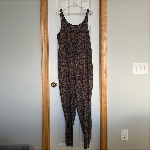 Anthropologie TINY Chione Beaded Jumpsuit Size Medium - Picture 9 of 13